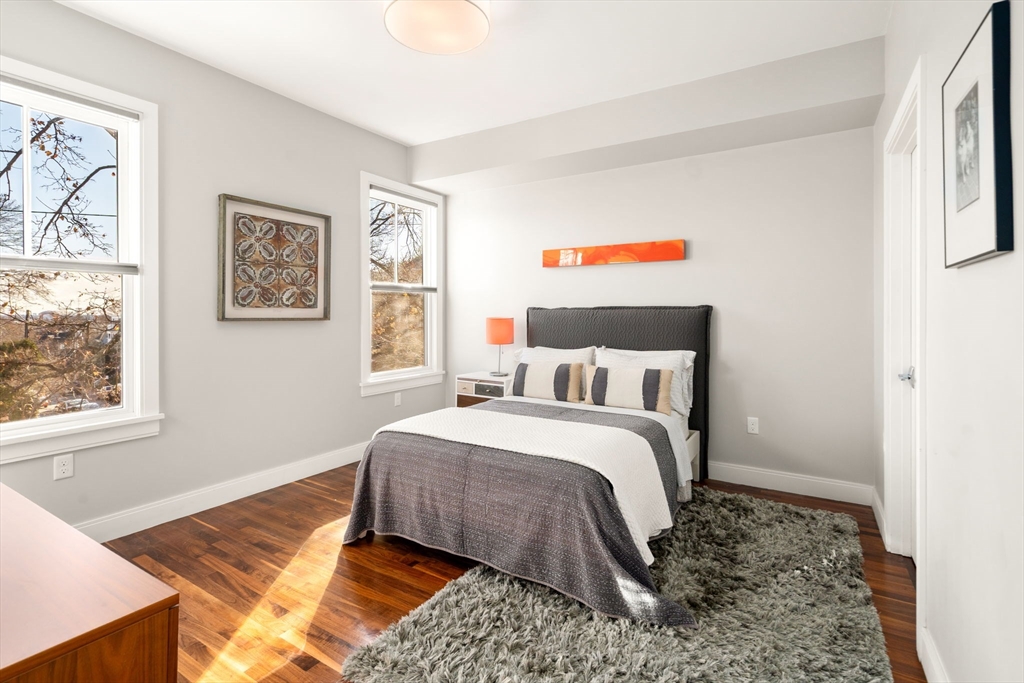 27 Salcombe Street, Unit 2
