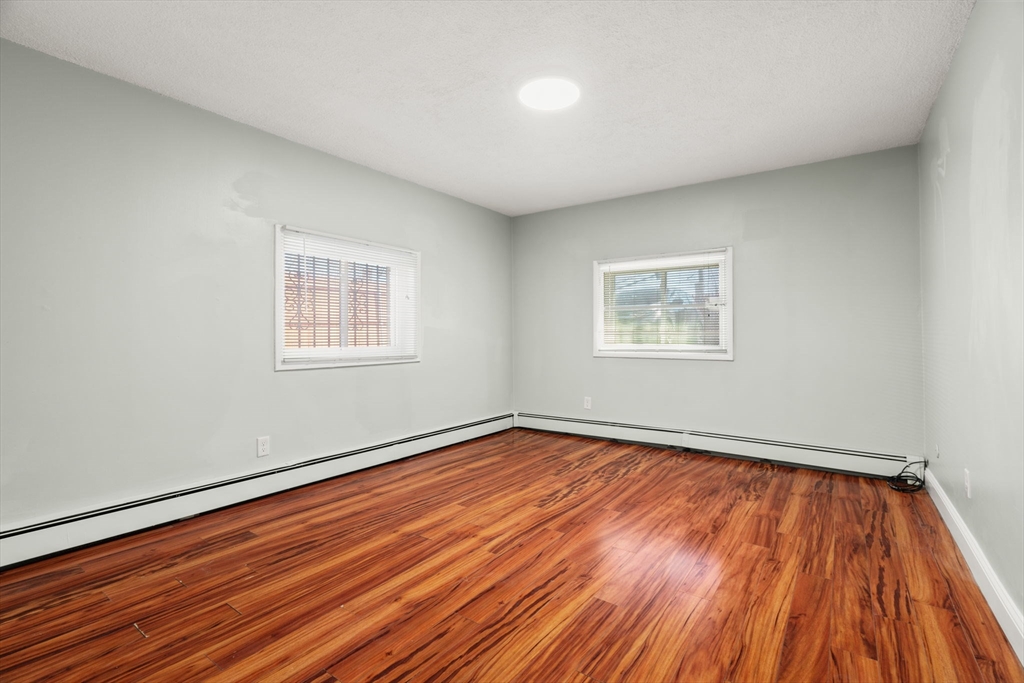 16 Everett Ave Unit: GC