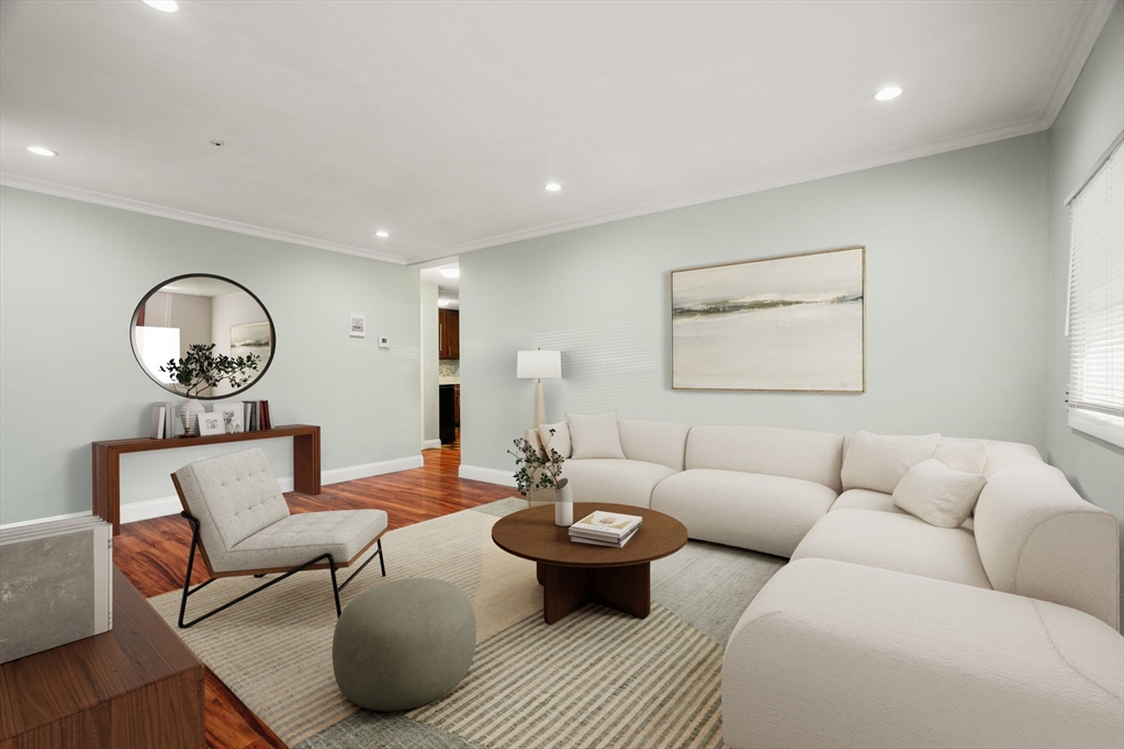 16 Everett Ave Unit: GC