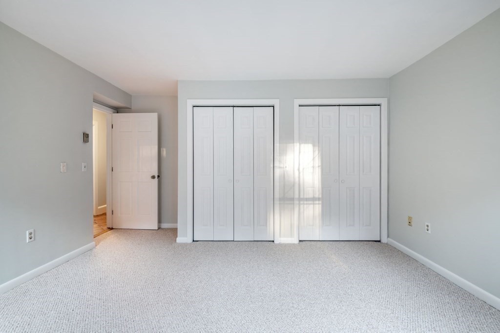 33 Worcester Sq # 2