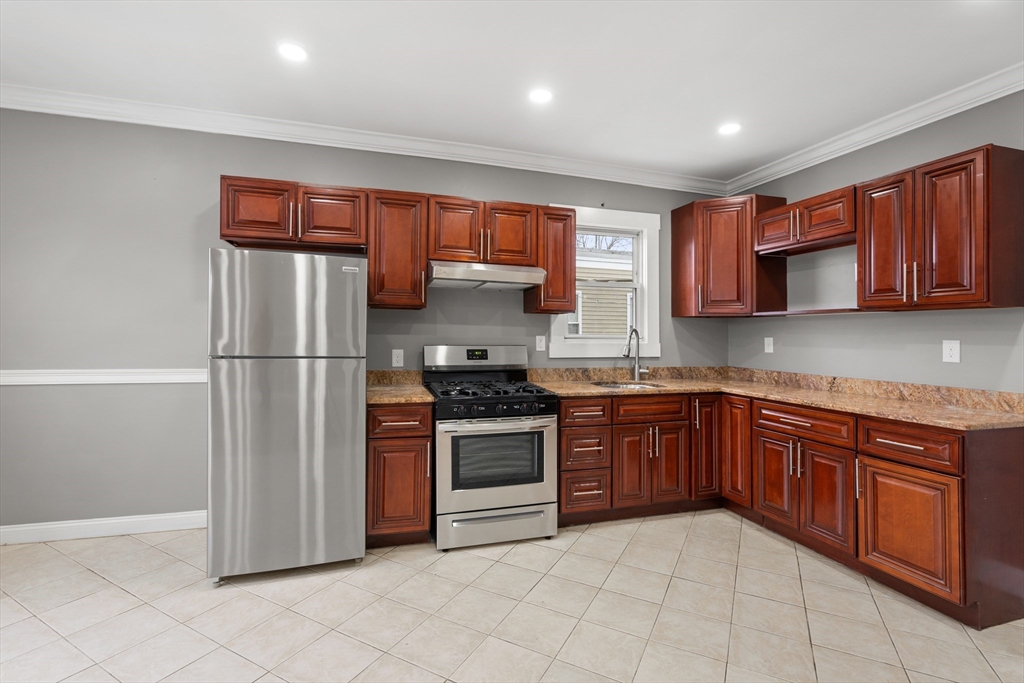 97 Welles Ave # 3