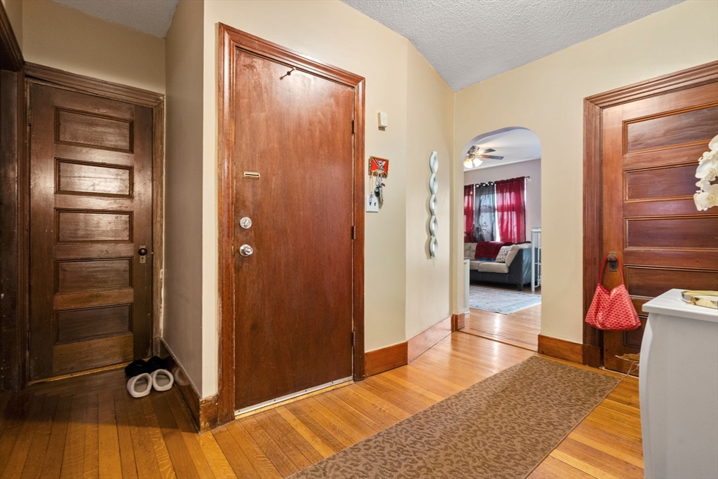 34 Bicknell St