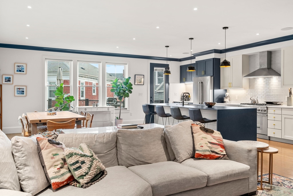 5 Caspian Way Unit: U:2