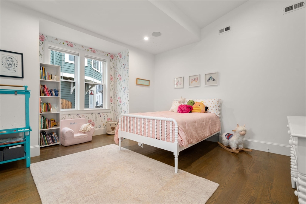 5 Caspian Way Unit: U:2