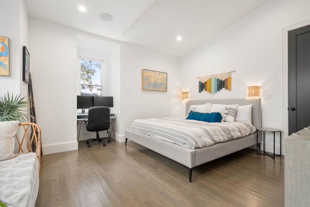 5 Caspian Way Unit: U:2