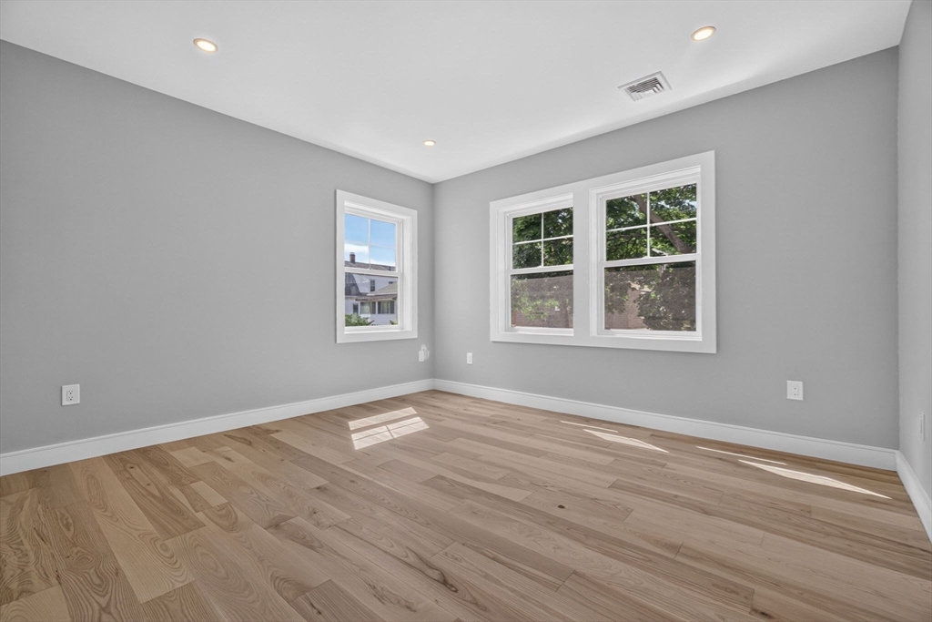 28 Amsden Street # 28
