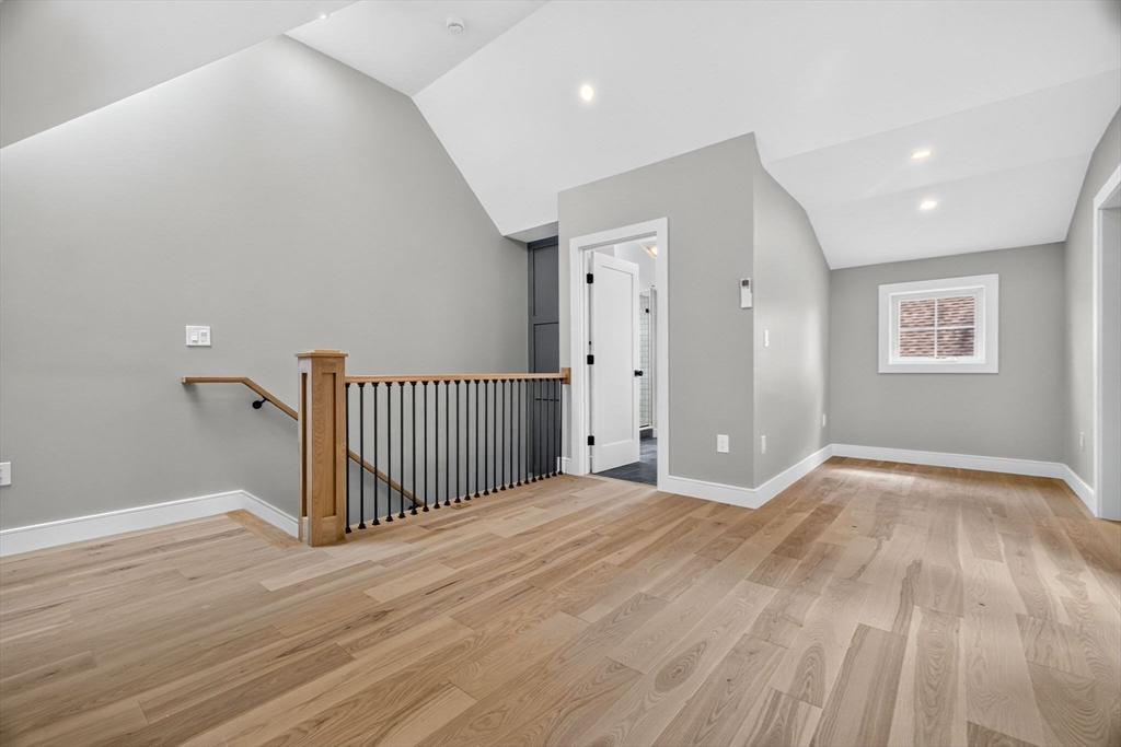 28 Amsden Street # 28
