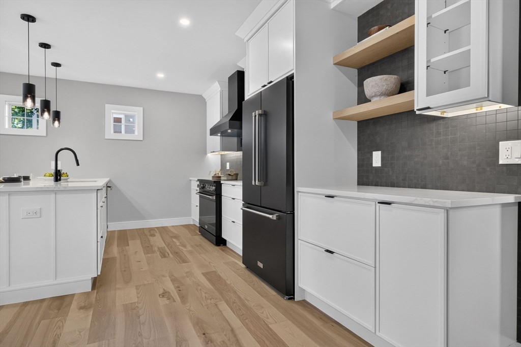 28 Amsden Street # 28
