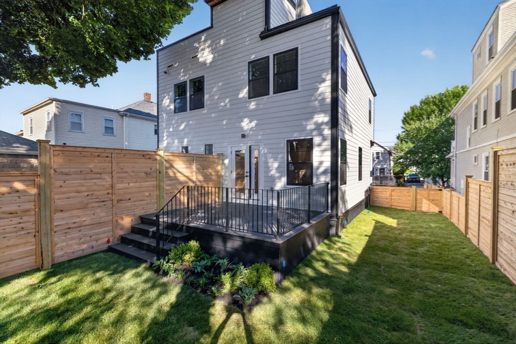 28 Amsden Street # 28