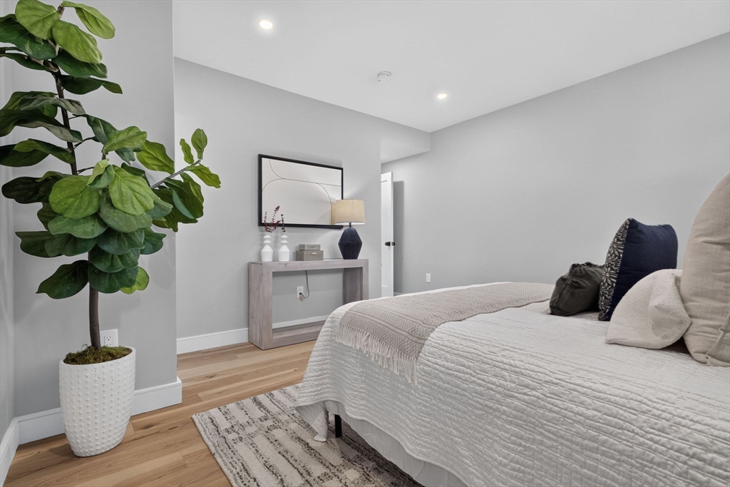 28 Amsden Street # 28