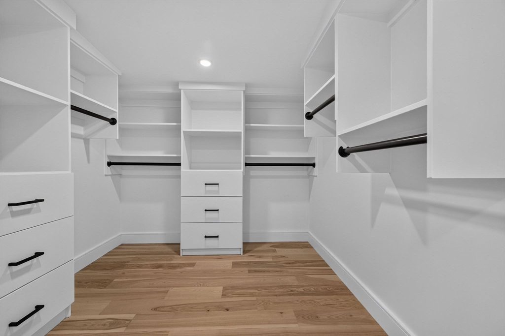 28 Amsden Street # 28