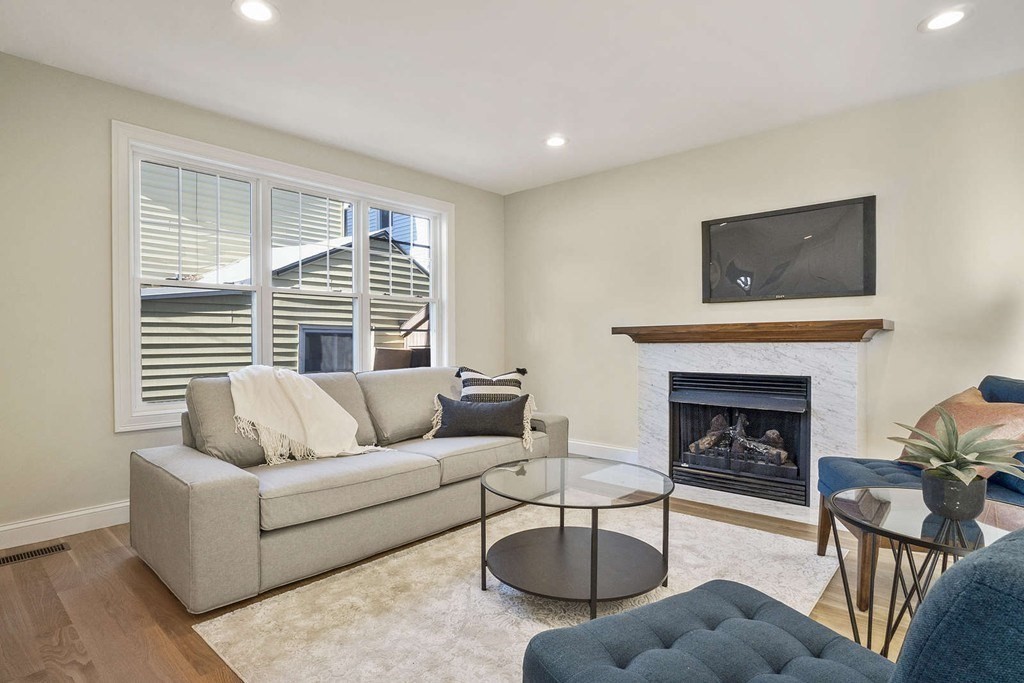 61-R Prescott St # 1
