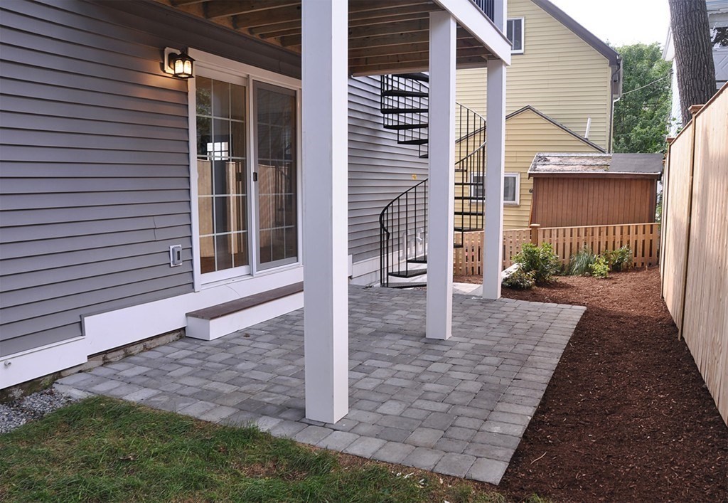 61-R Prescott St # 1