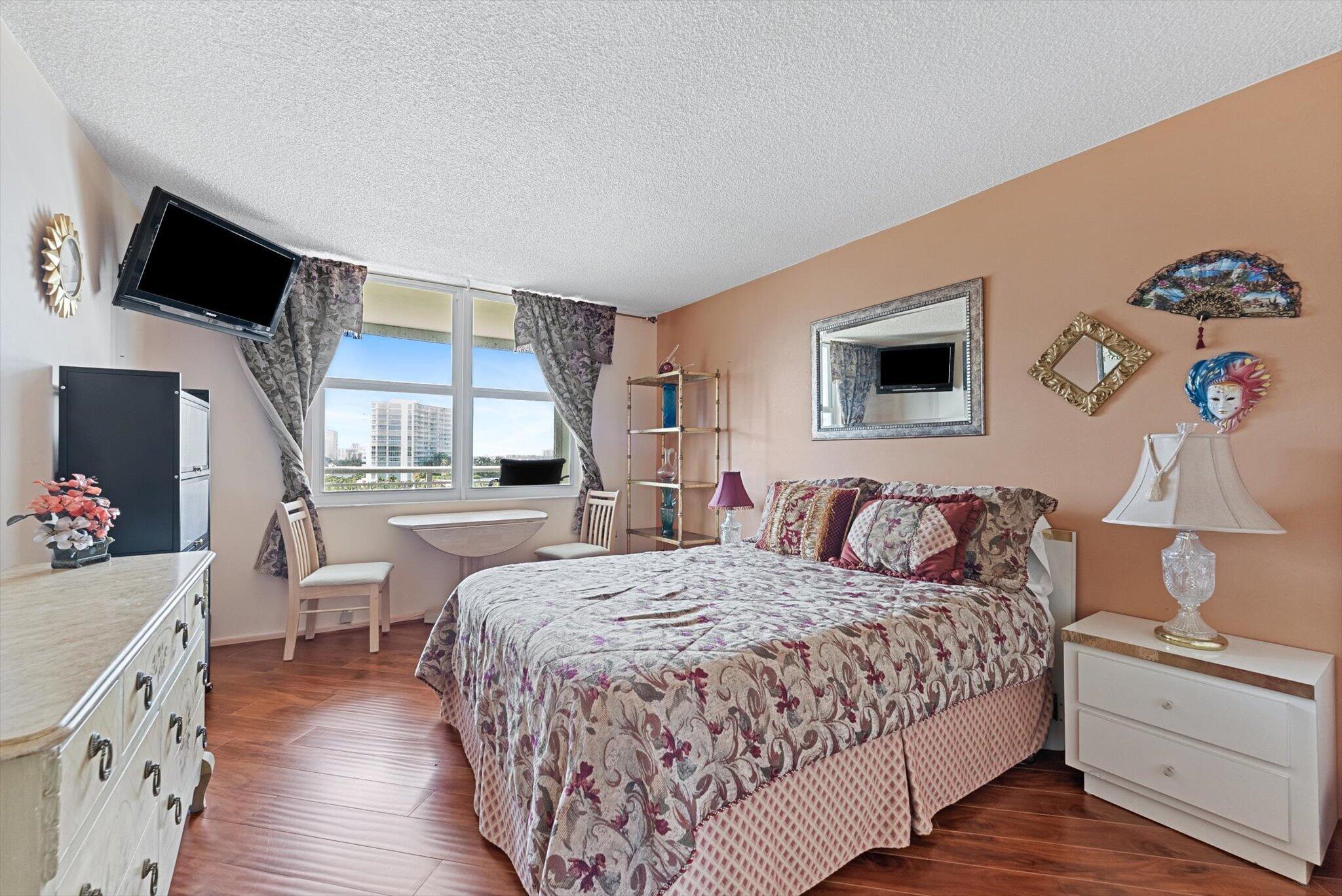 201 N Ocean Boulevard 1102