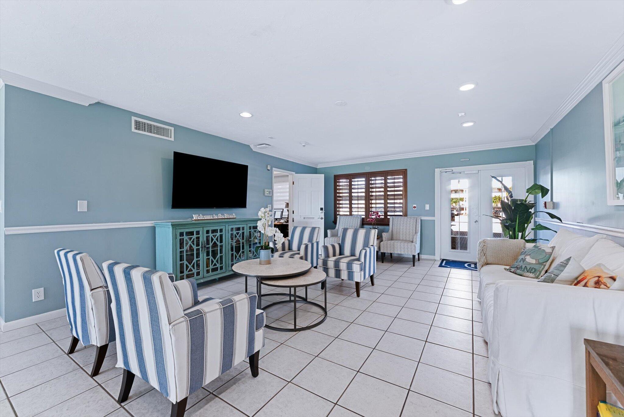 1199 Hillsboro Mile