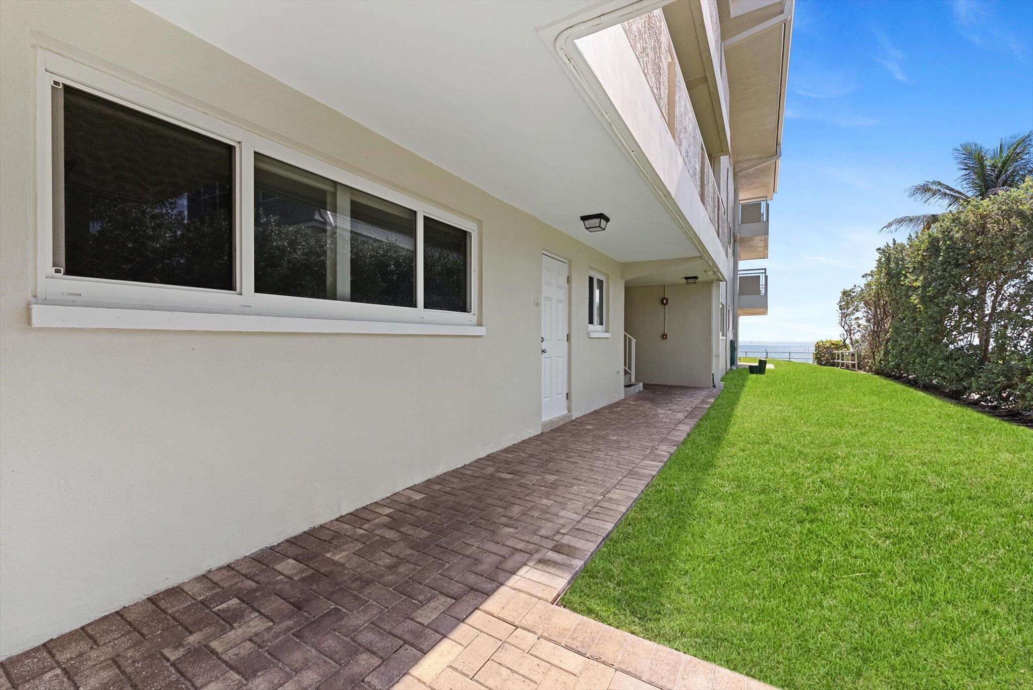 1199 Hillsboro Mile