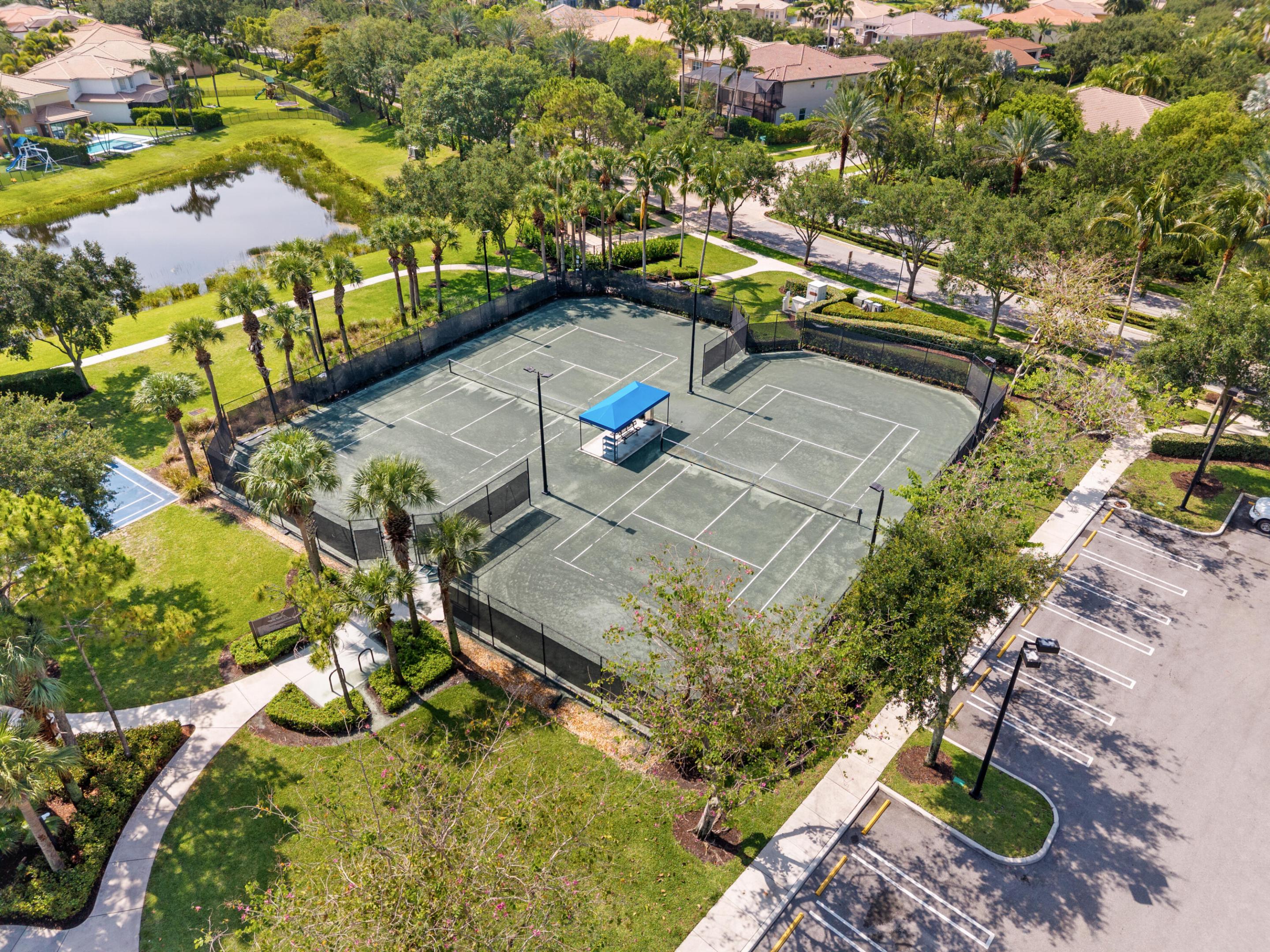 11790 Foxbriar Lake Trail