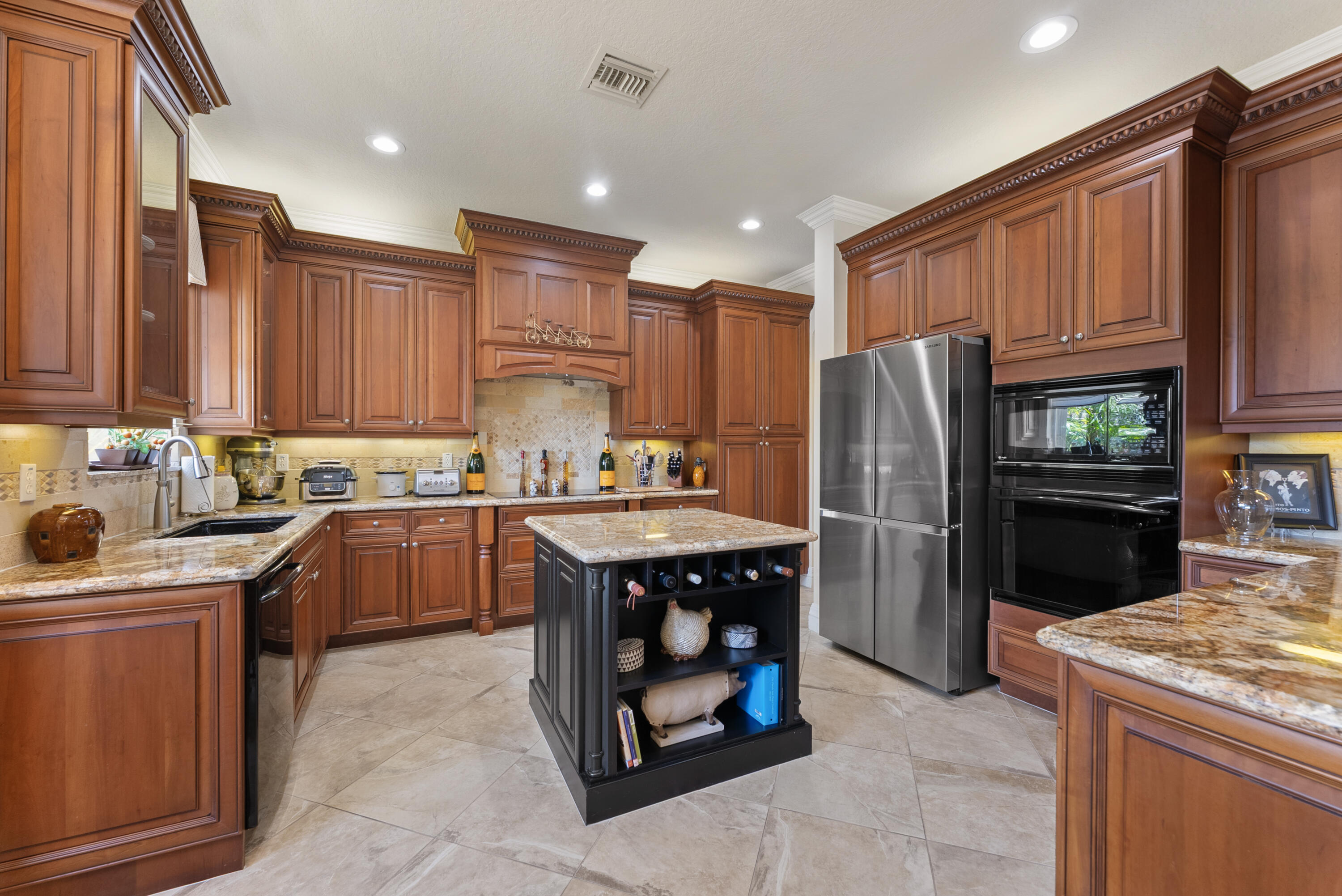 11790 Foxbriar Lake Trail