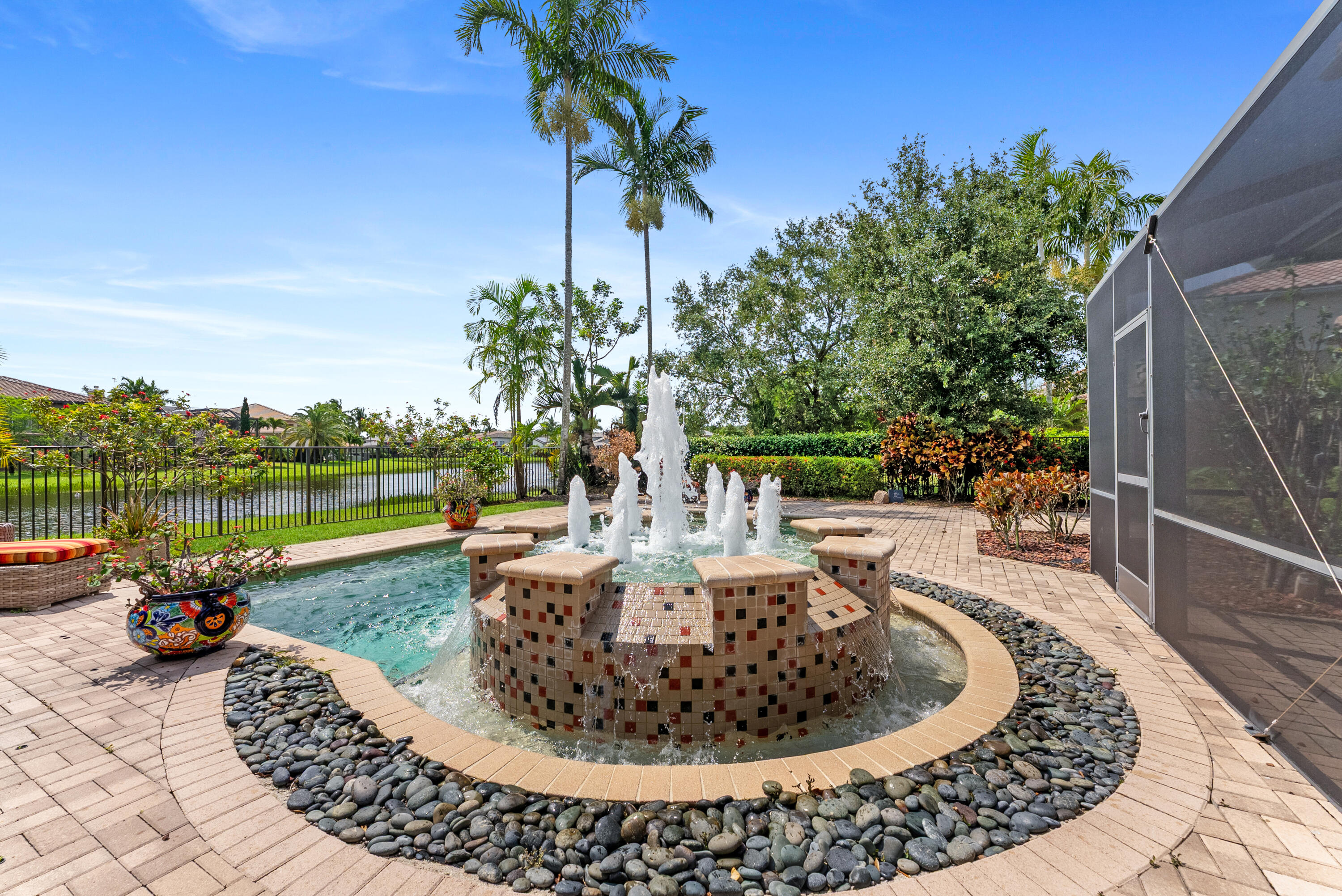 11790 Foxbriar Lake Trail