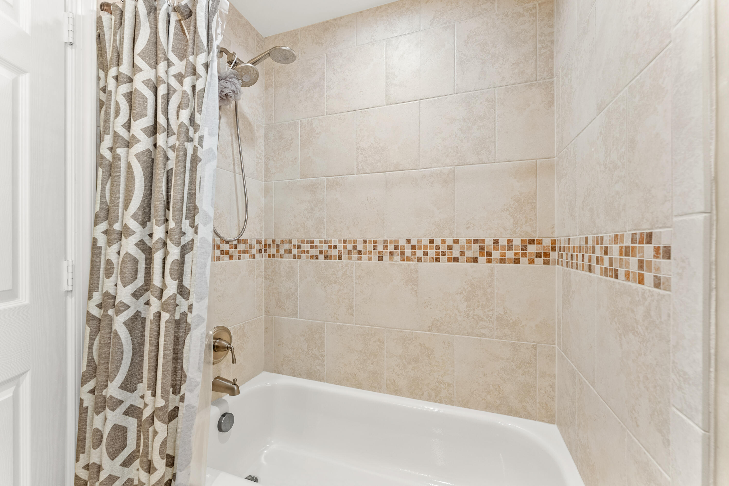 11790 Foxbriar Lake Trail