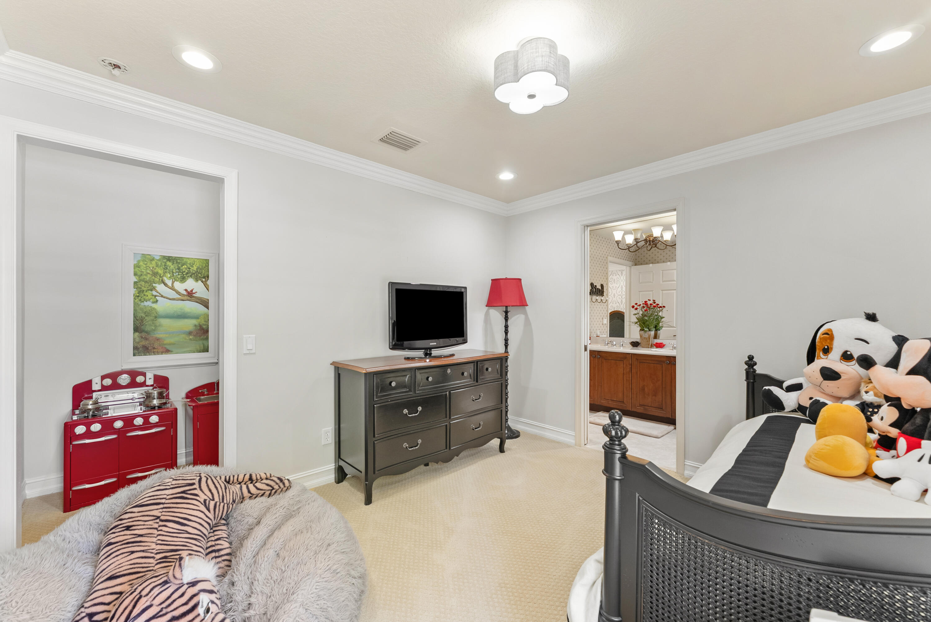 11790 Foxbriar Lake Trail