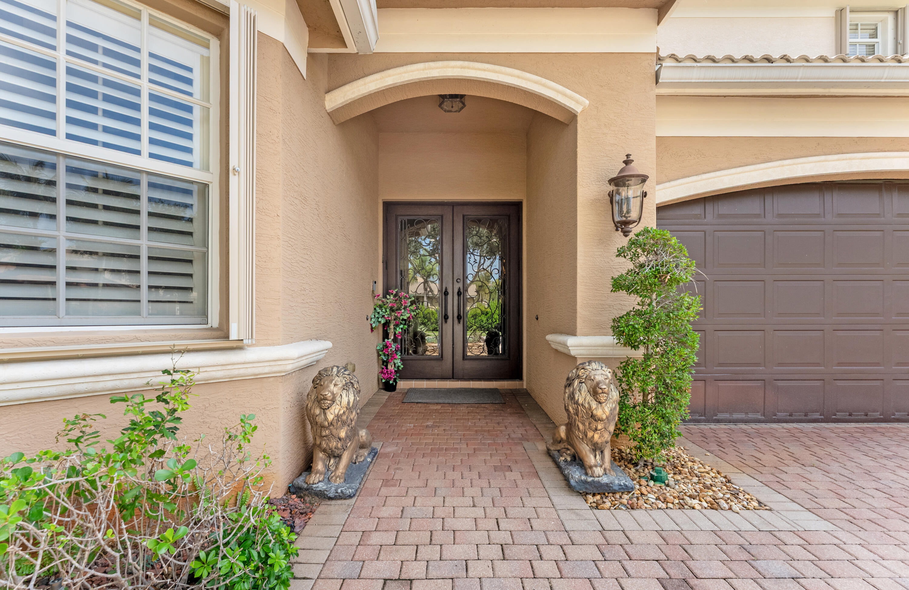 11790 Foxbriar Lake Trail