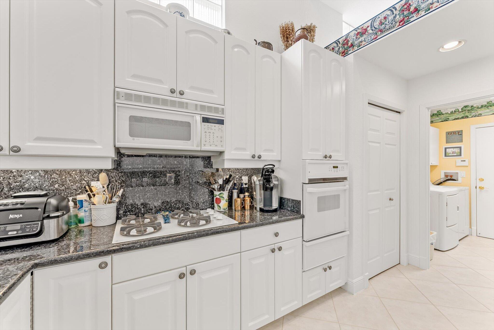 6533 Somerset Circle
