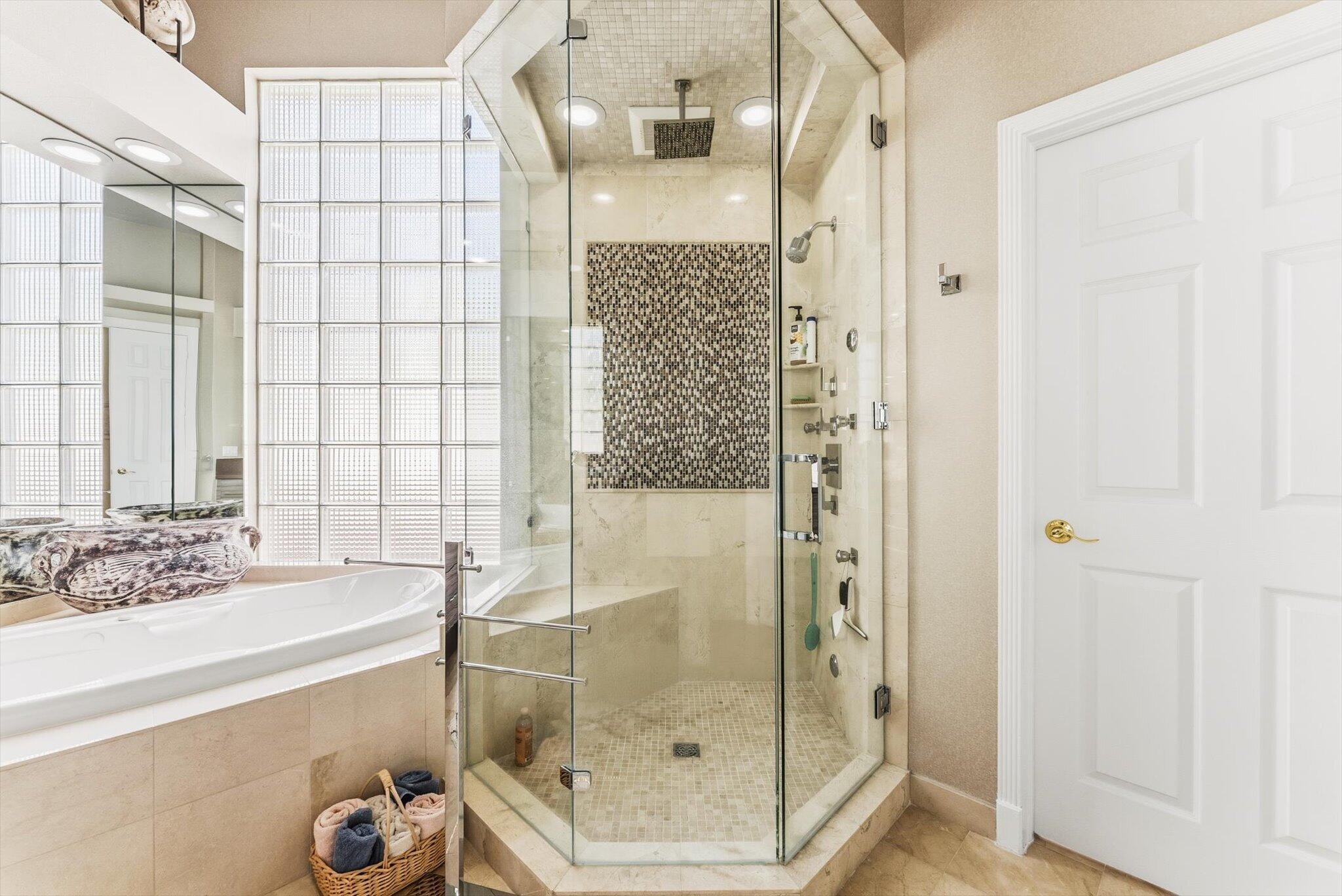6533 Somerset Circle