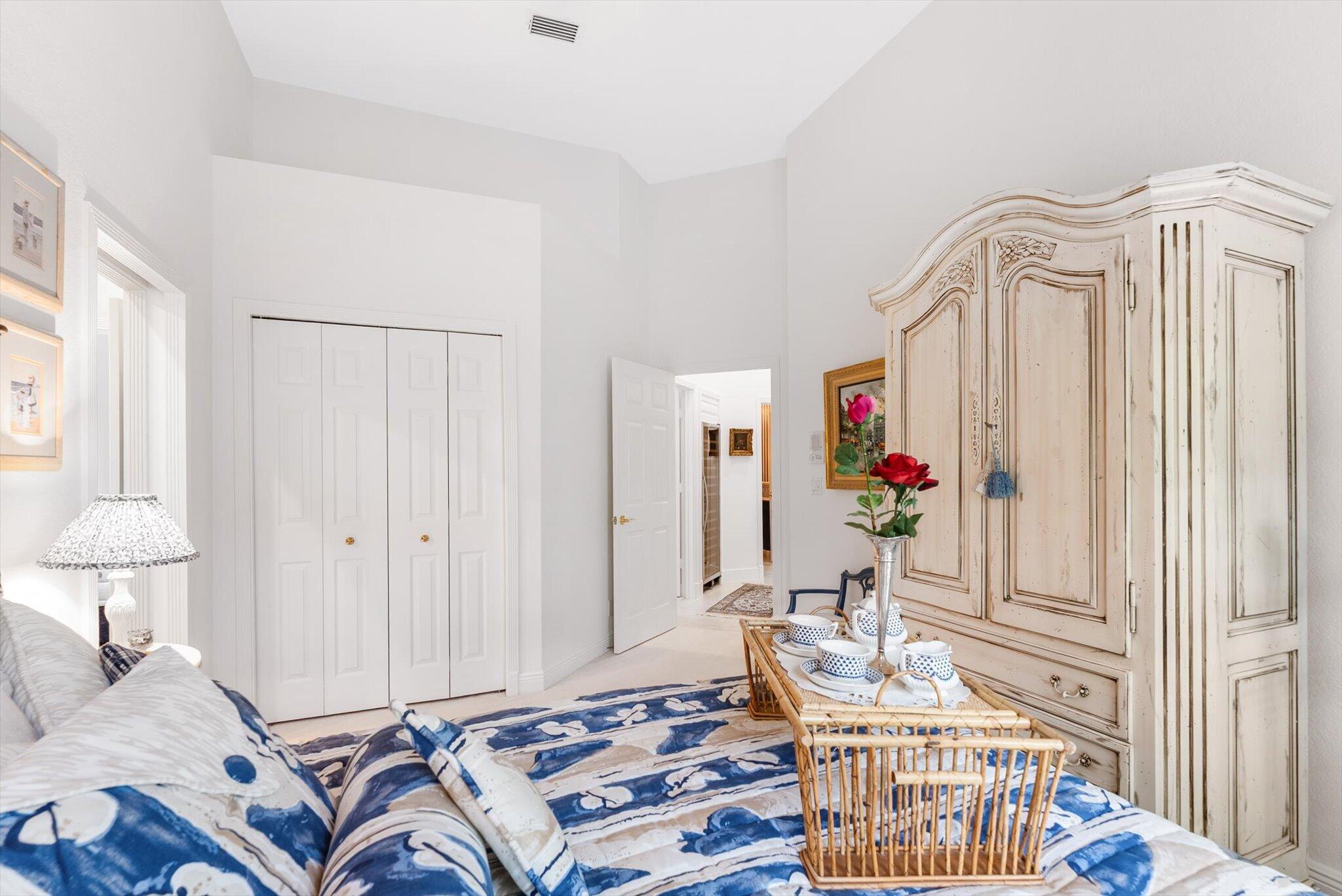 6533 Somerset Circle