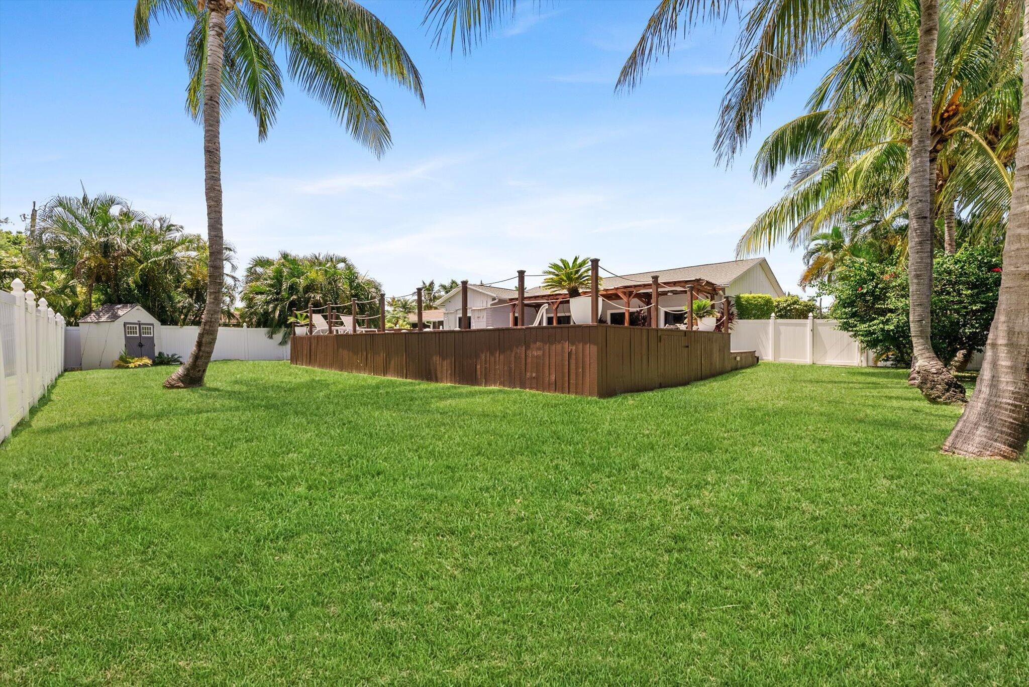 728 NE 9TH Avenue
