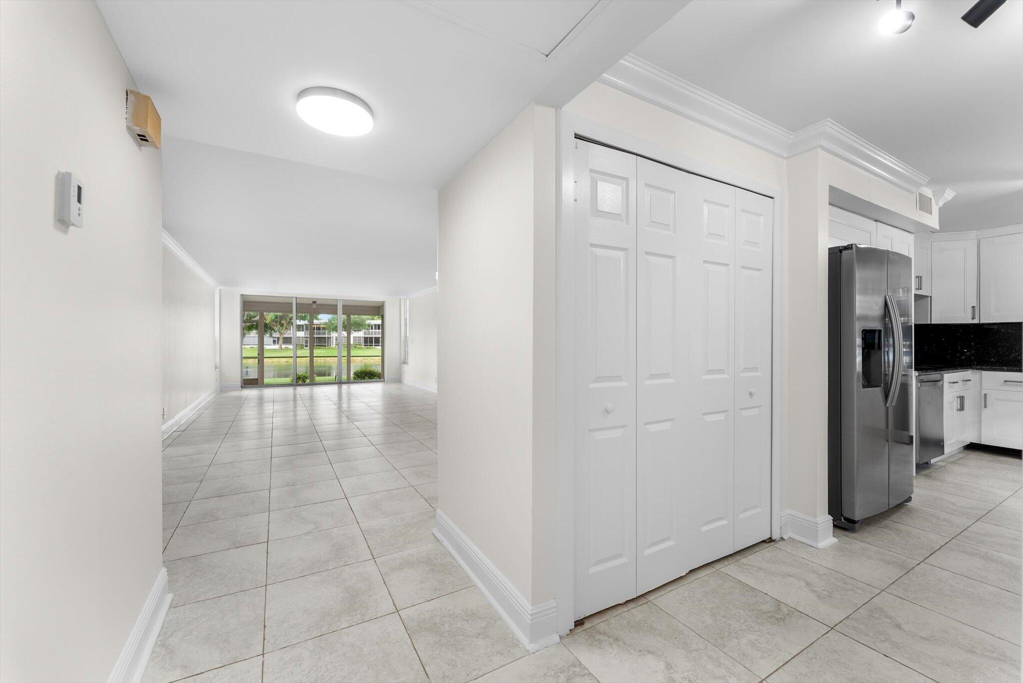 4240 OAKS Terrace 103
