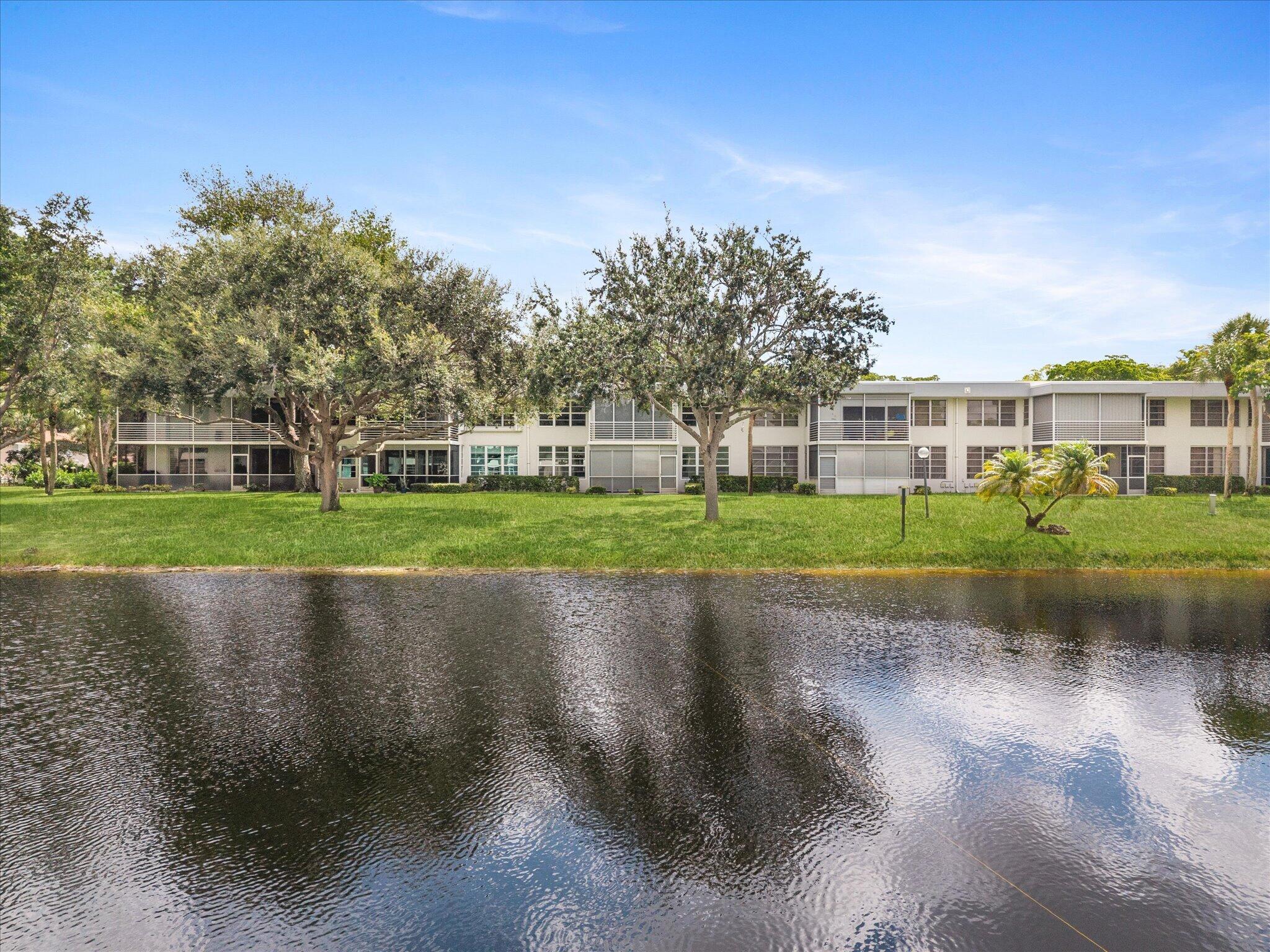 4240 OAKS Terrace 103
