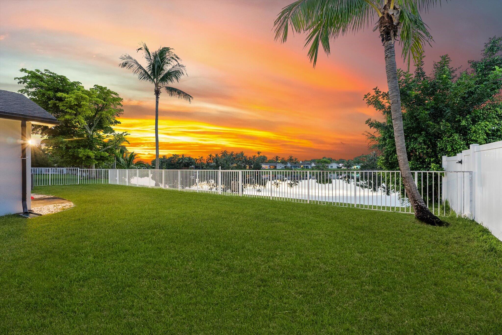 2569 SW 14th Court