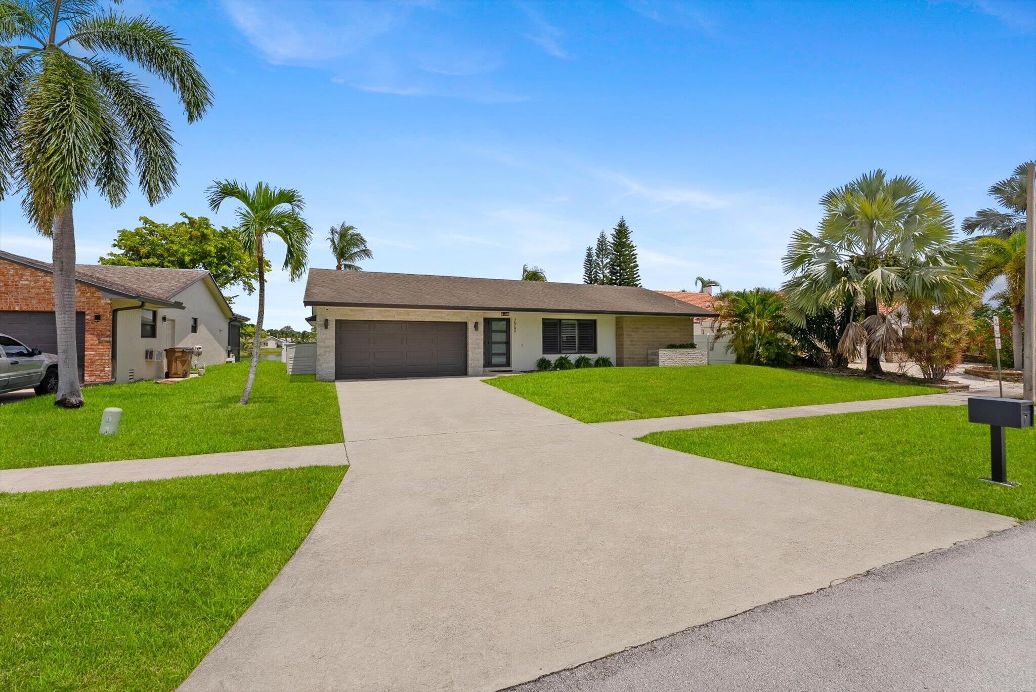 2569 SW 14th Court