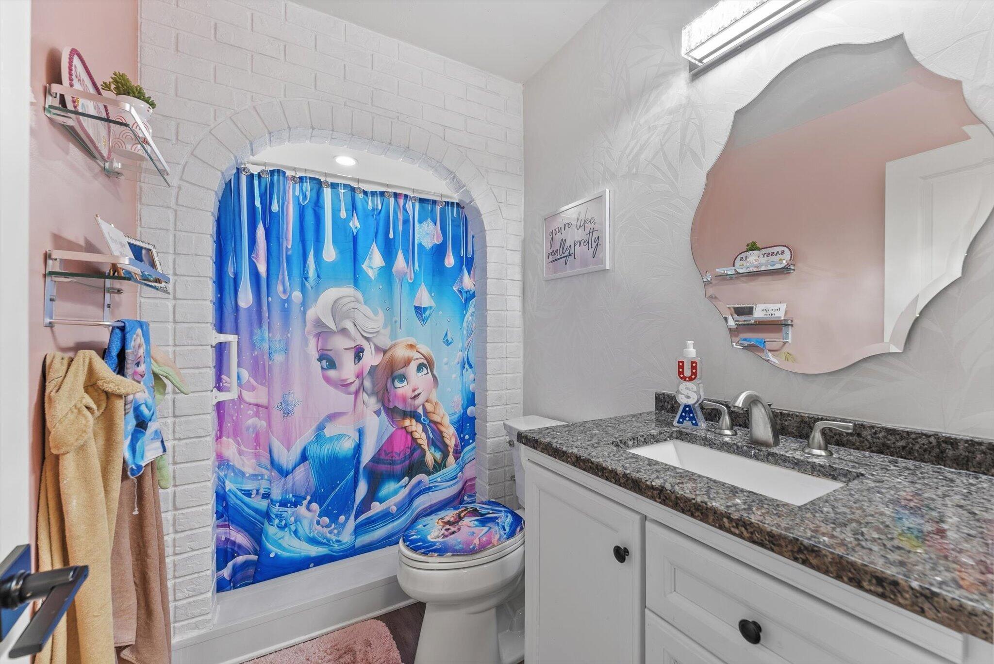 2569 SW 14th Court