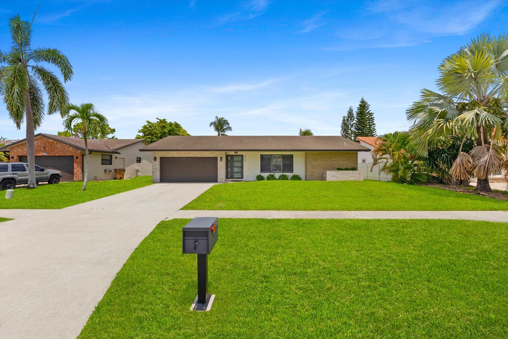 2569 SW 14th Court