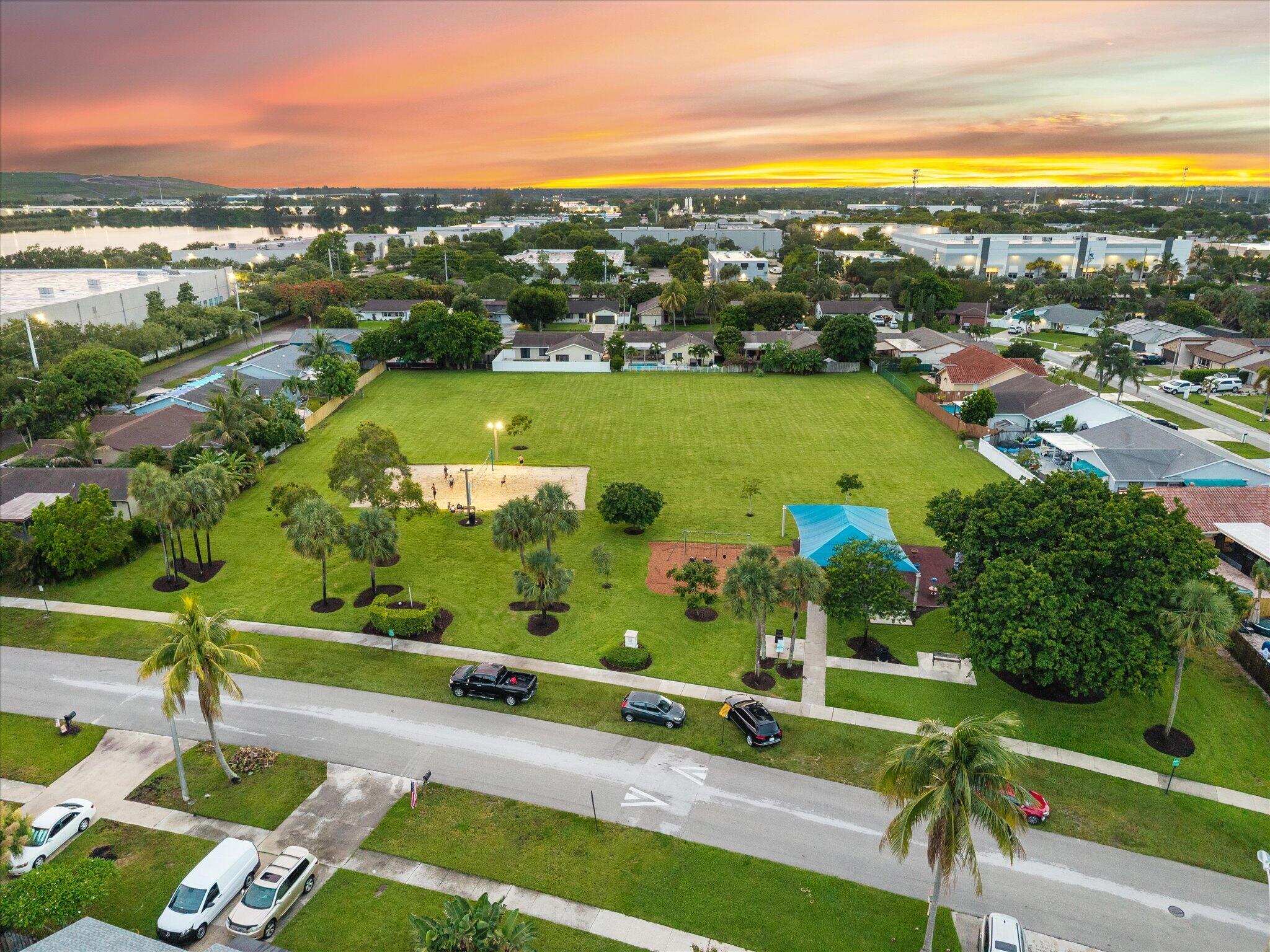 2569 SW 14th Court