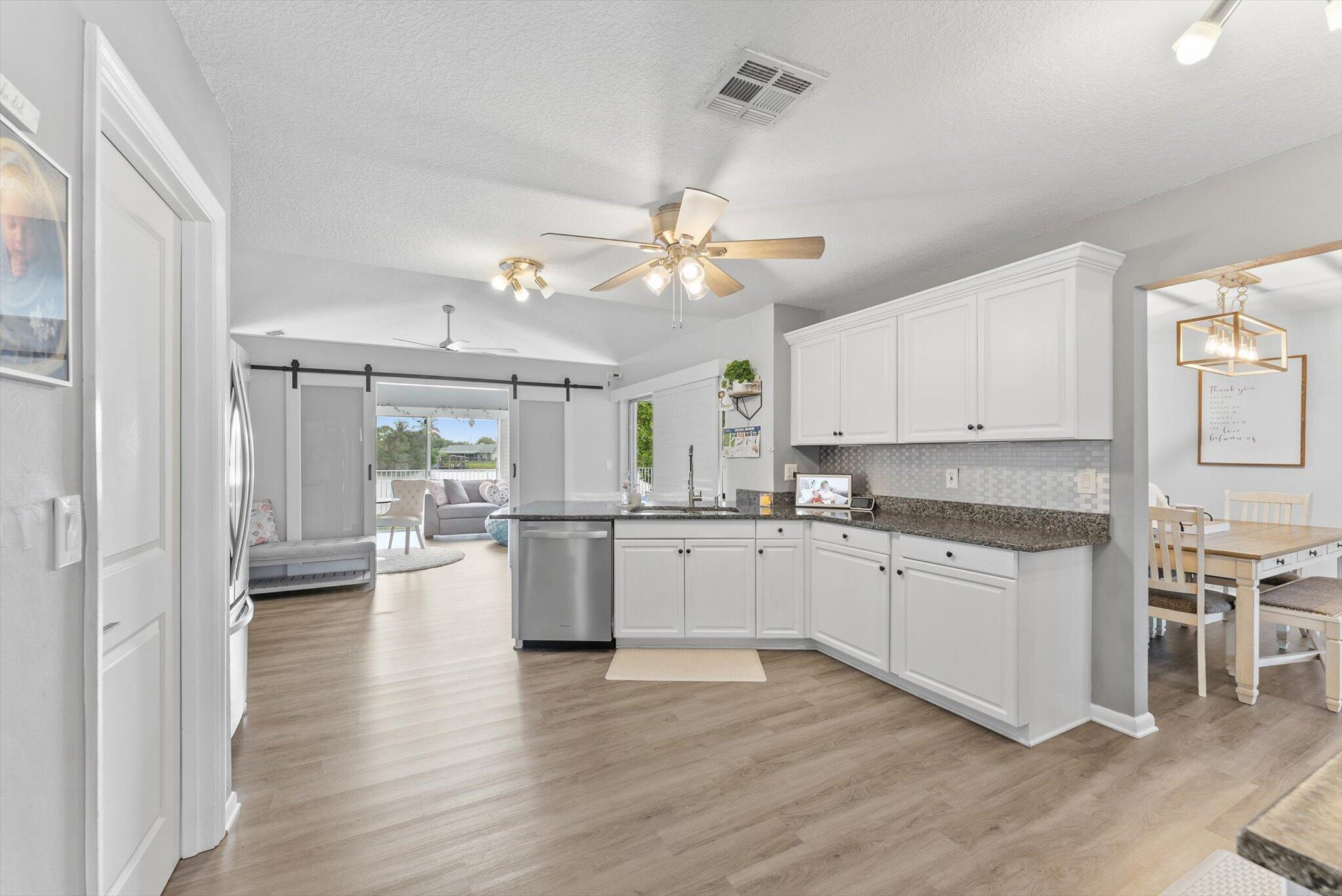 2569 SW 14th Court