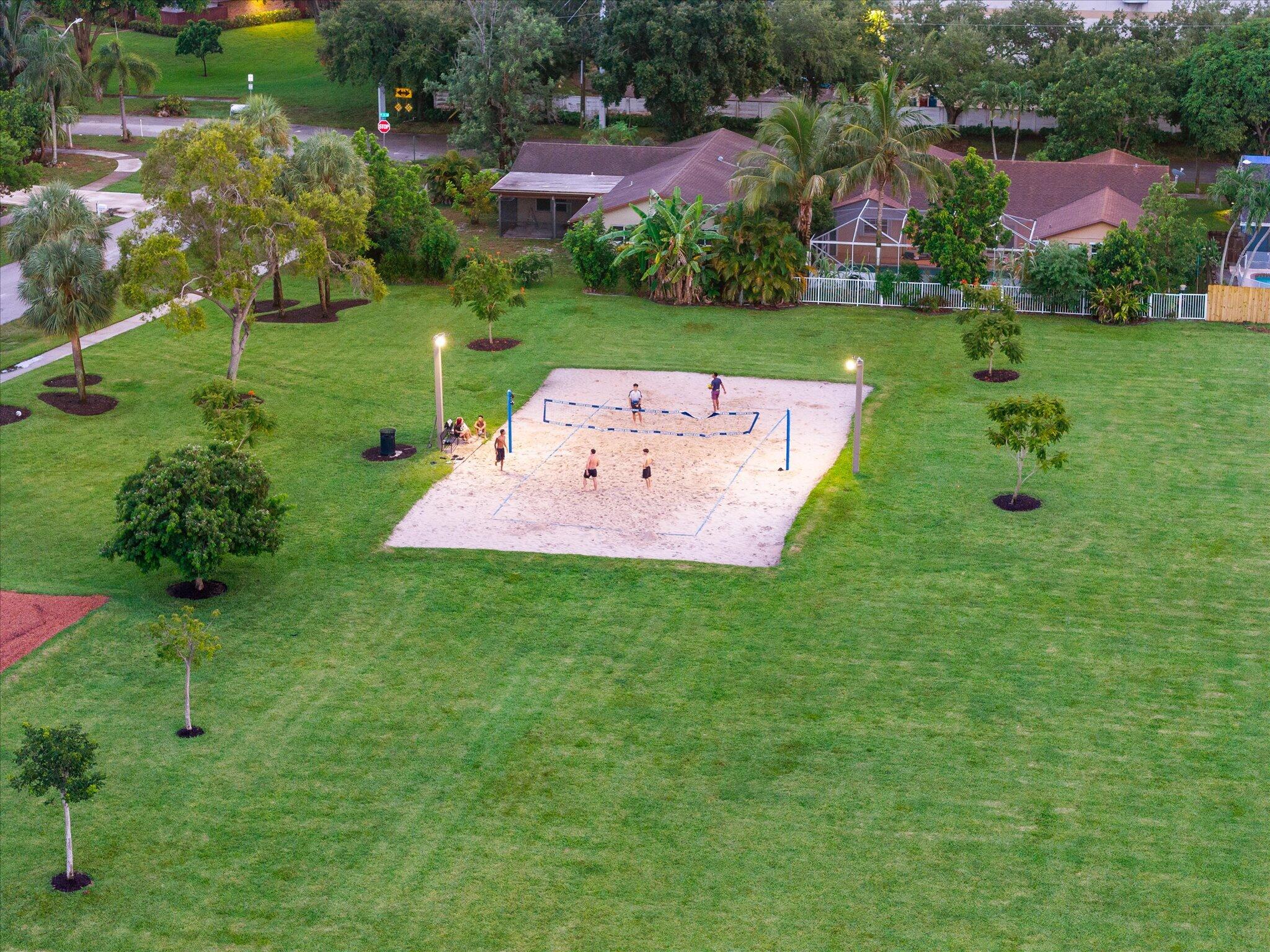 2569 SW 14th Court