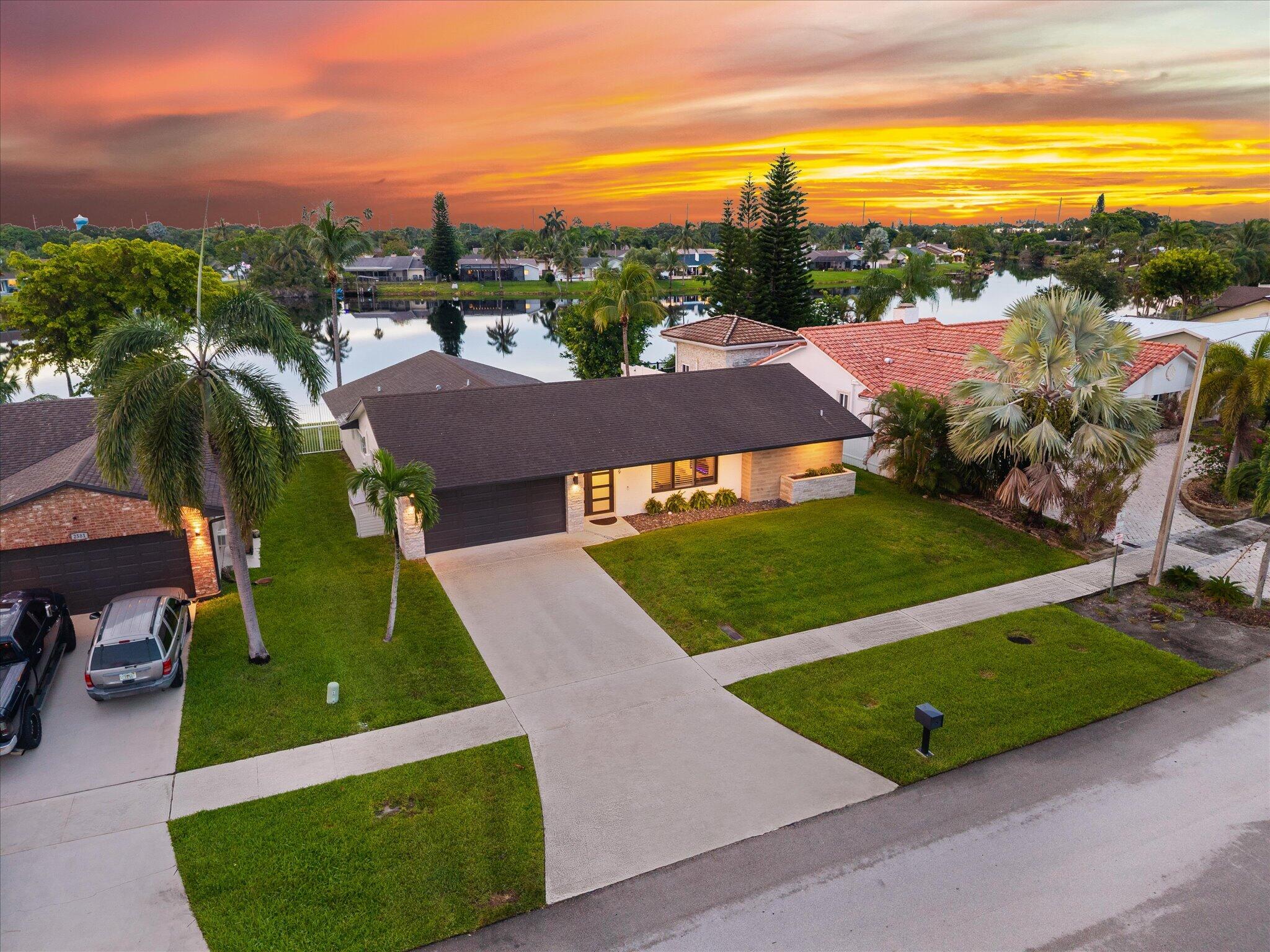 2569 SW 14th Court