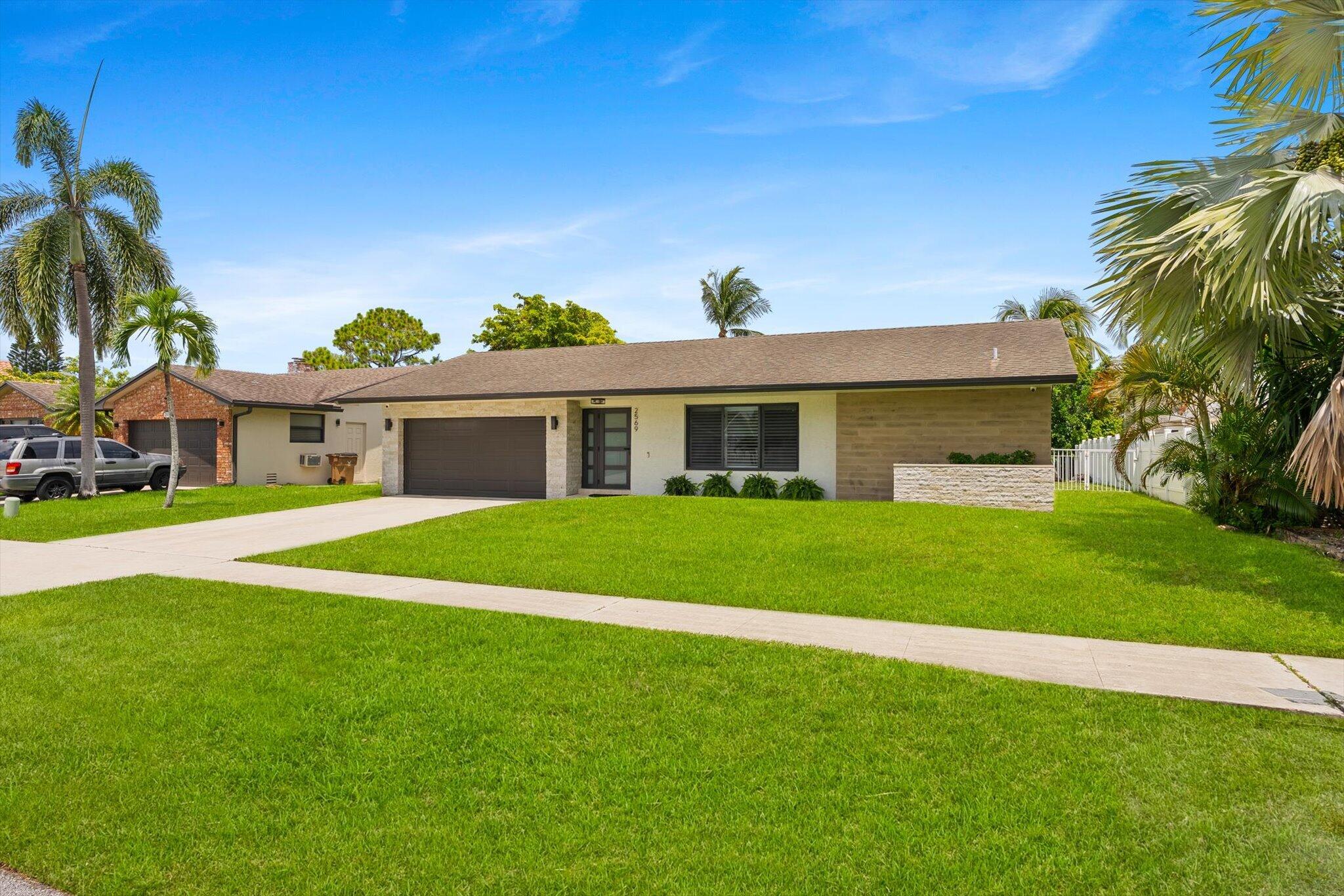 2569 SW 14th Court