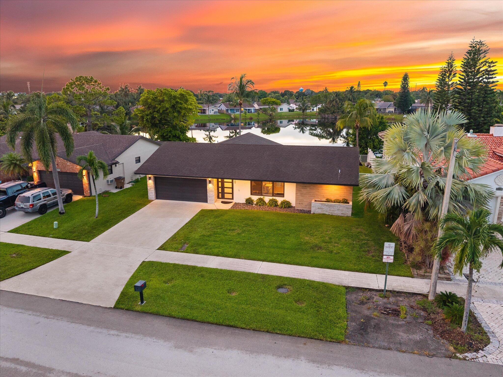 2569 SW 14th Court