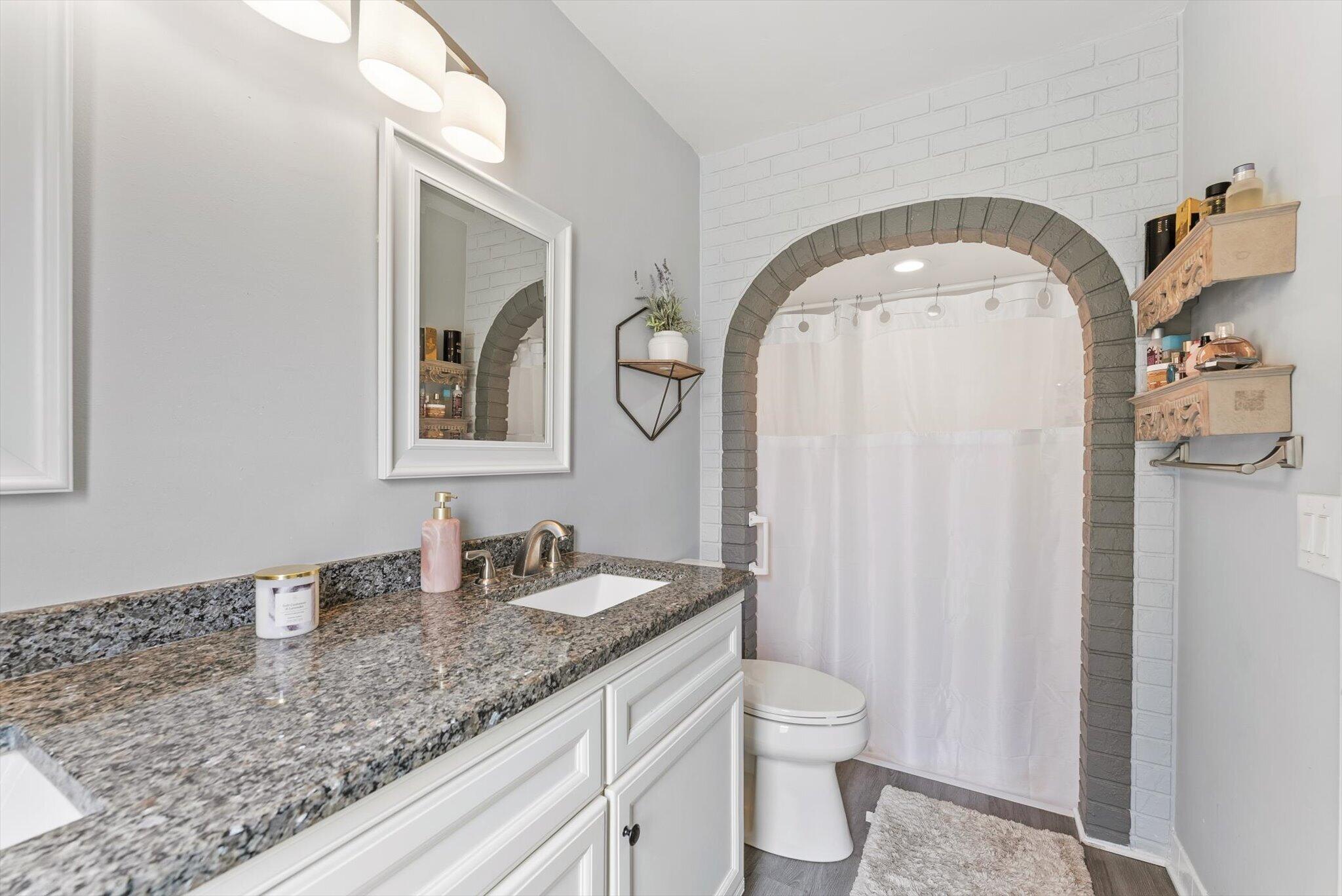 2569 SW 14th Court