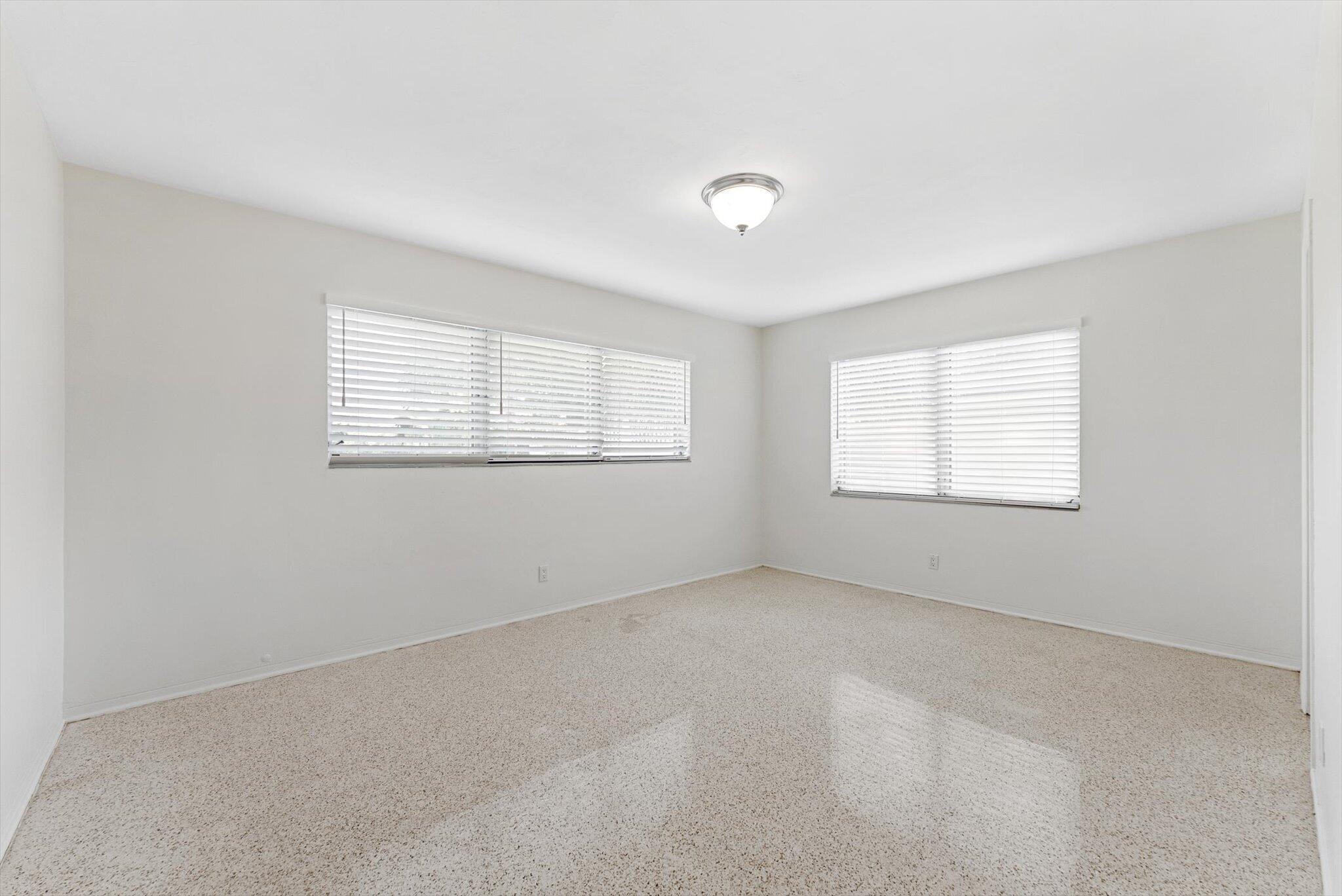 1341 SE 4th Court