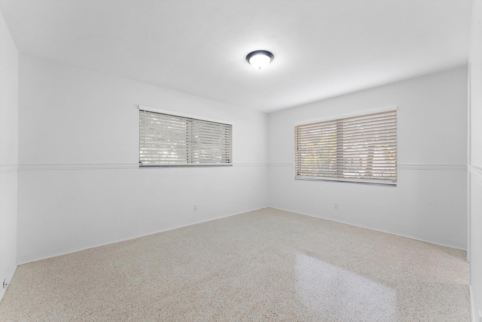 1341 SE 4th Court
