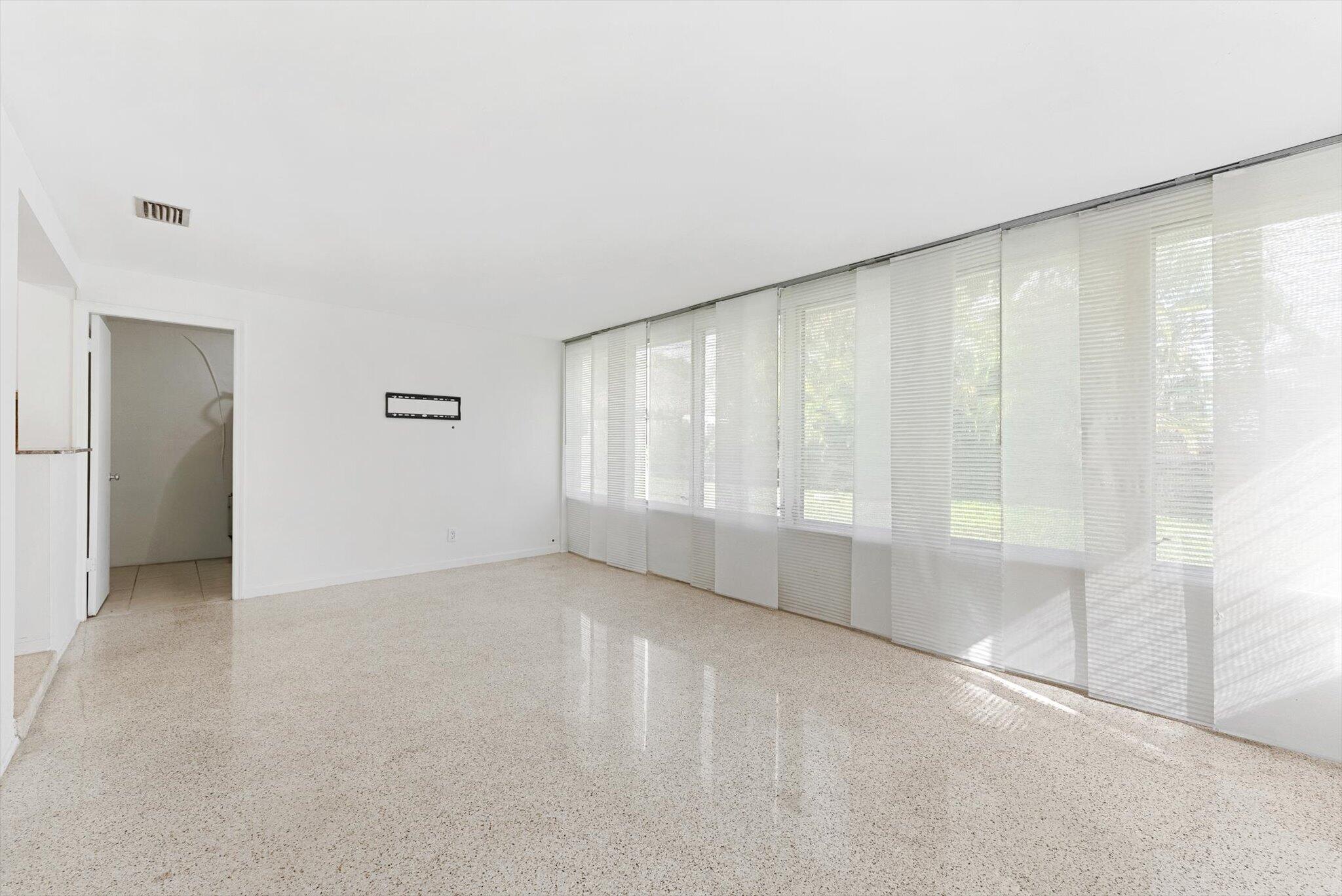1341 SE 4th Court