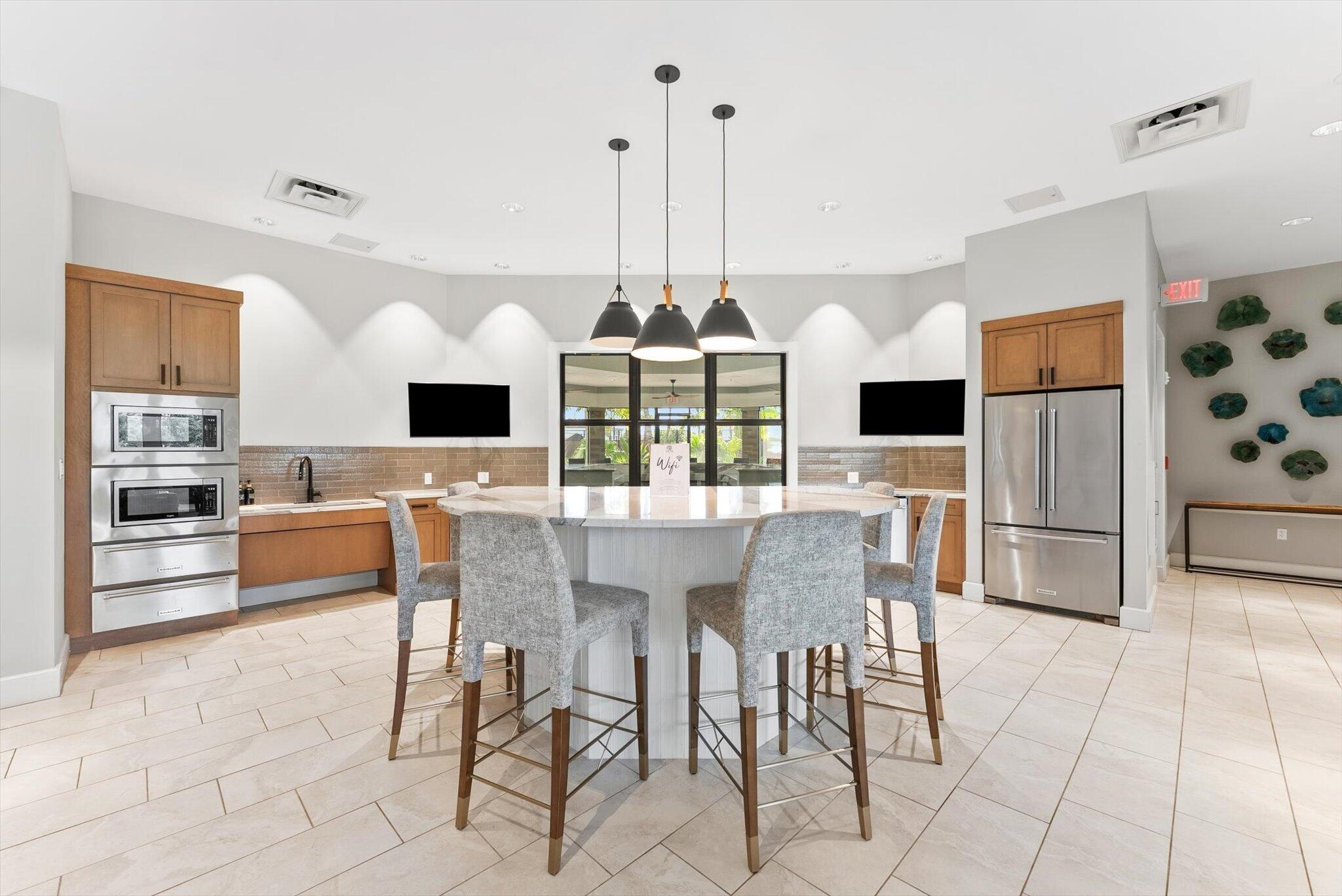 4617 Pinehurst Trail E