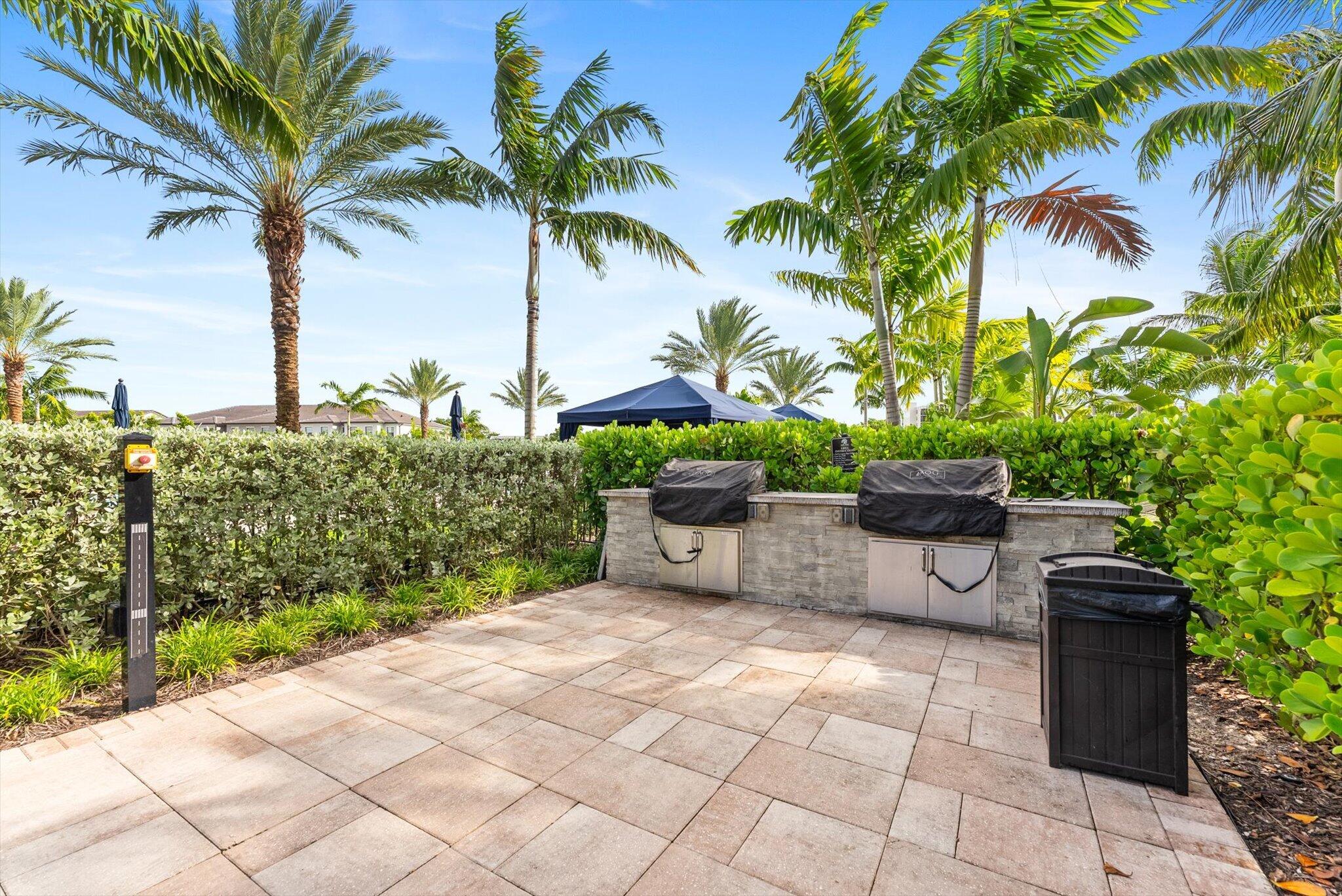 4617 Pinehurst Trail E