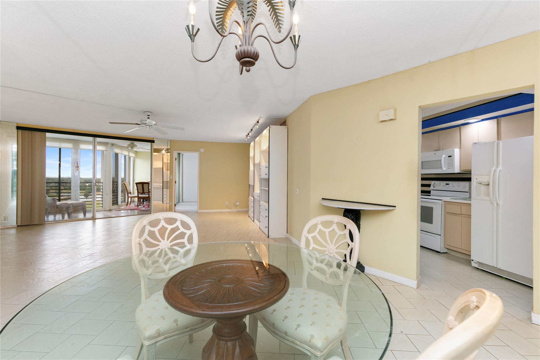 3090 N Course Dr Unit: 908