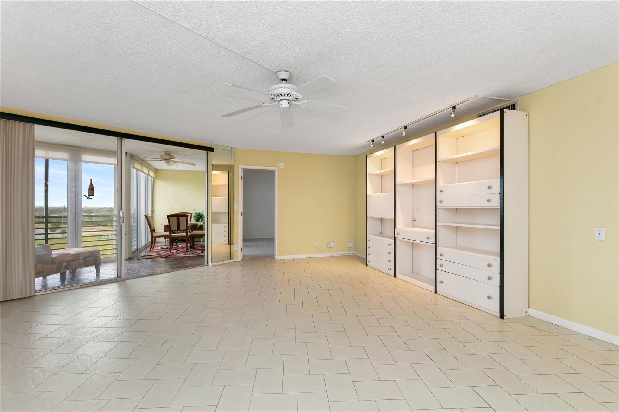 3090 N Course Dr Unit: 908